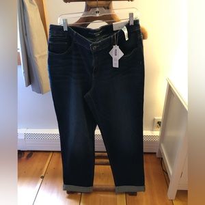 Chico’s NWT platinum boyfriend jean 2.5